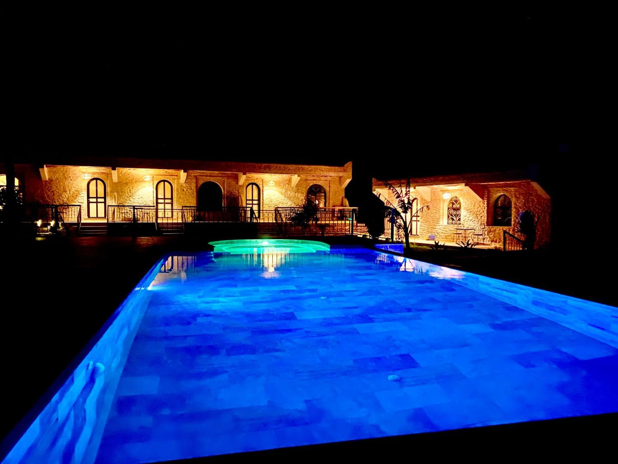 Villa Amma As-Sawíra Exteriér fotografie