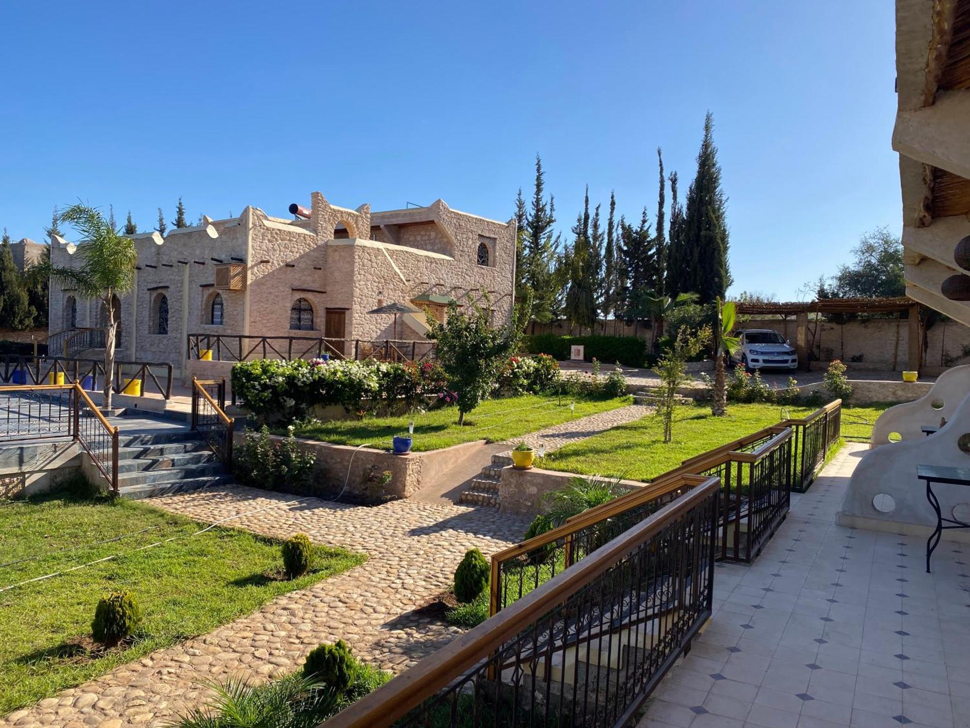 Villa Amma As-Sawíra Exteriér fotografie
