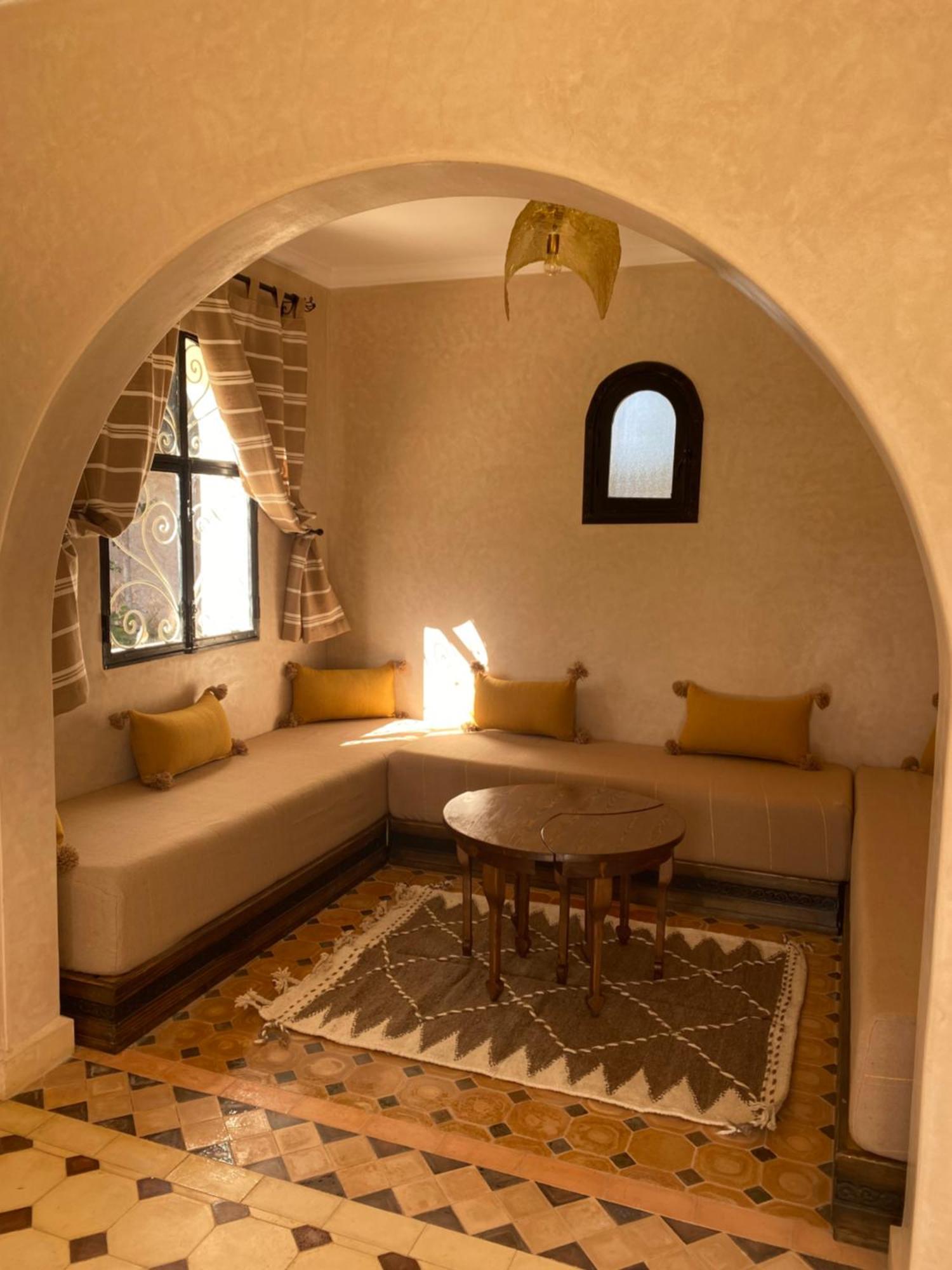 Villa Amma As-Sawíra Exteriér fotografie