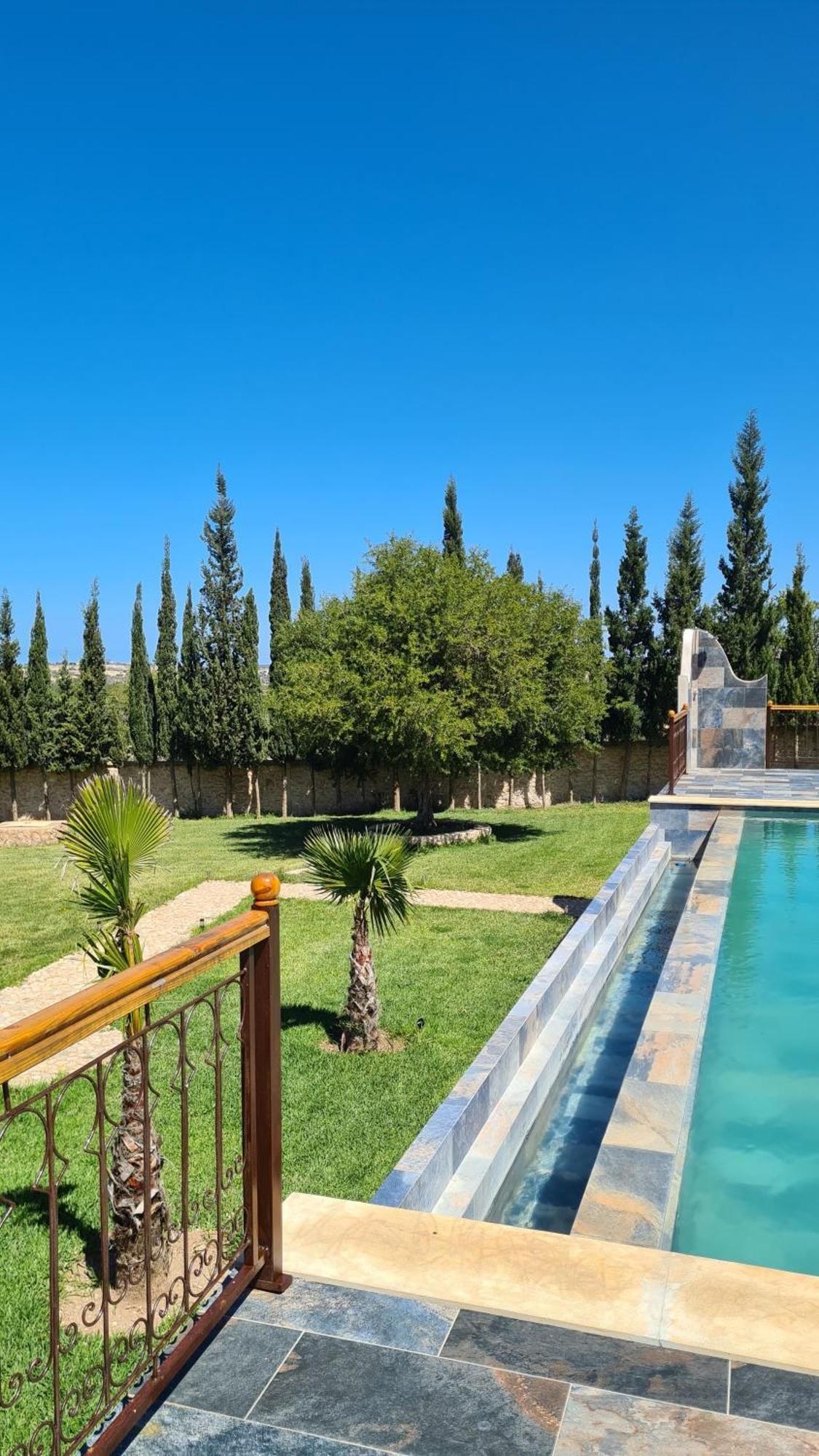 Villa Amma As-Sawíra Exteriér fotografie