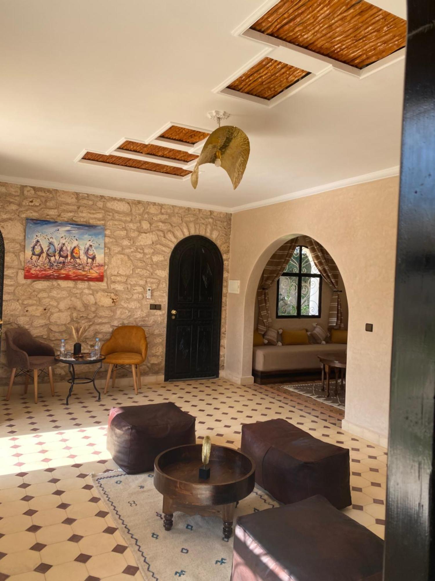 Villa Amma As-Sawíra Exteriér fotografie